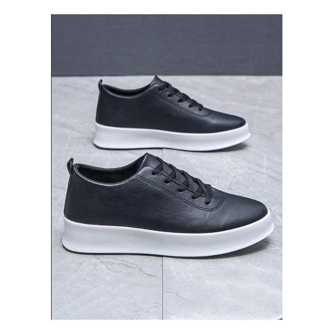 Comfortable Lightweight Round Toe Sneakers – Casual Everyday Footwear