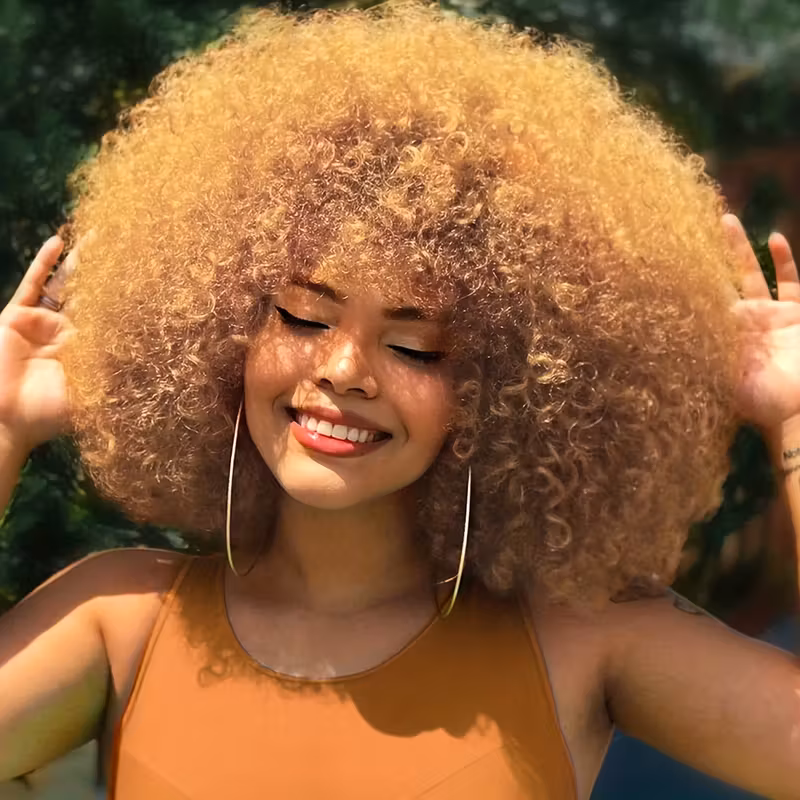 Large Bouncy Afro Kinky Curly Wig – Natural-Looking Full Puff Wig with Soft Texture for Party, Cosplay & Daily Wear