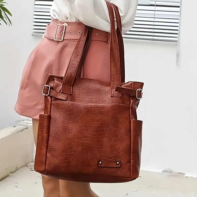 Women’s Crocodile Texture Shoulder Bag – Large Capacity Soft Leather Purse with Adjustable Strap & Zipper Closure, Light Brown/Black Casual Handbag for Everyday Use